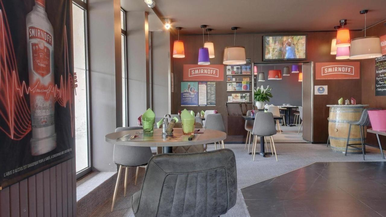 Hotel Du Centre Сент Екстер'єр фото