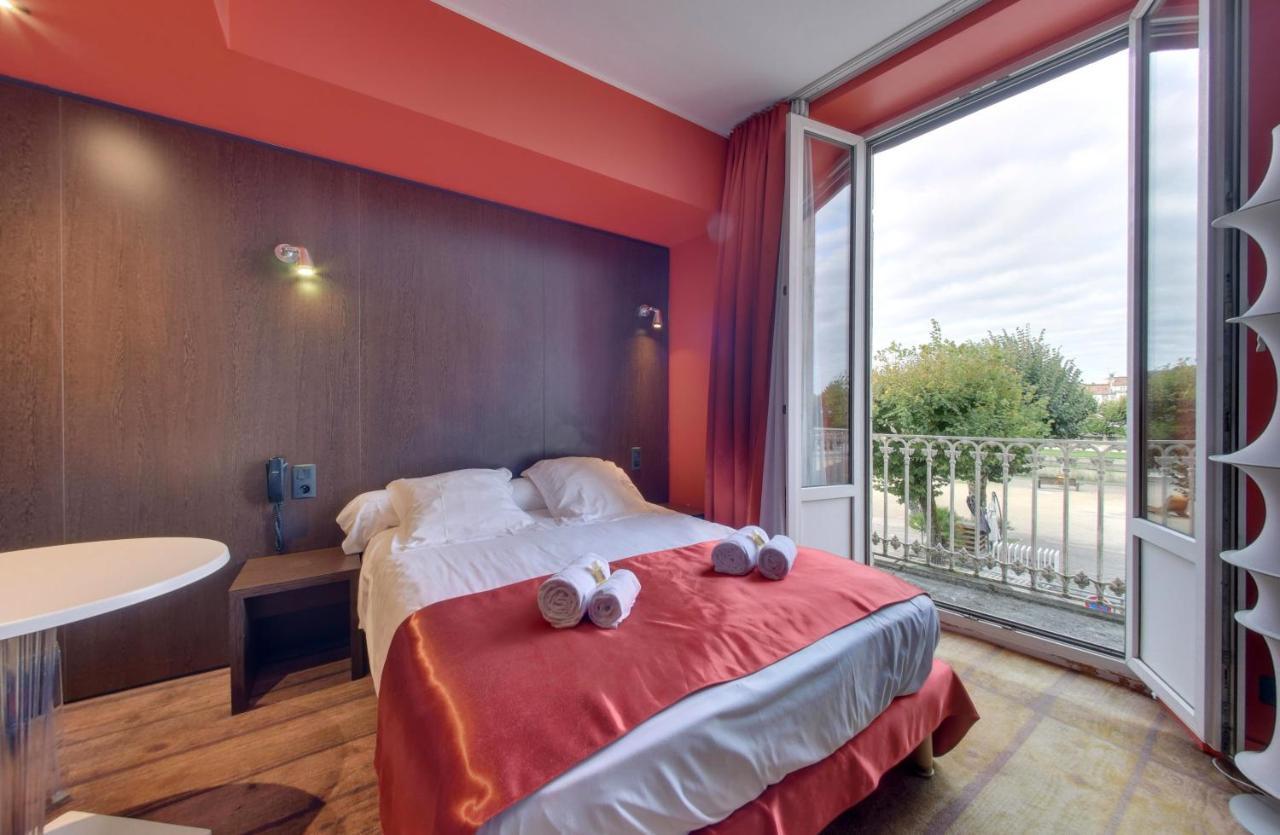 Hotel Du Centre Сент Екстер'єр фото
